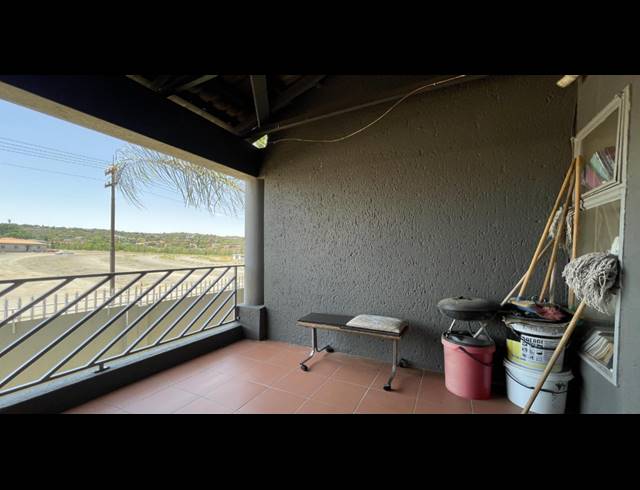 2 BEDROOM TOWNHOUSE FOR SALE IN MULBARTON